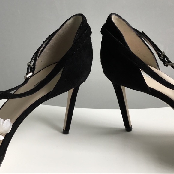 Giorgio Armani black suede heels. - Picture 8 of 16